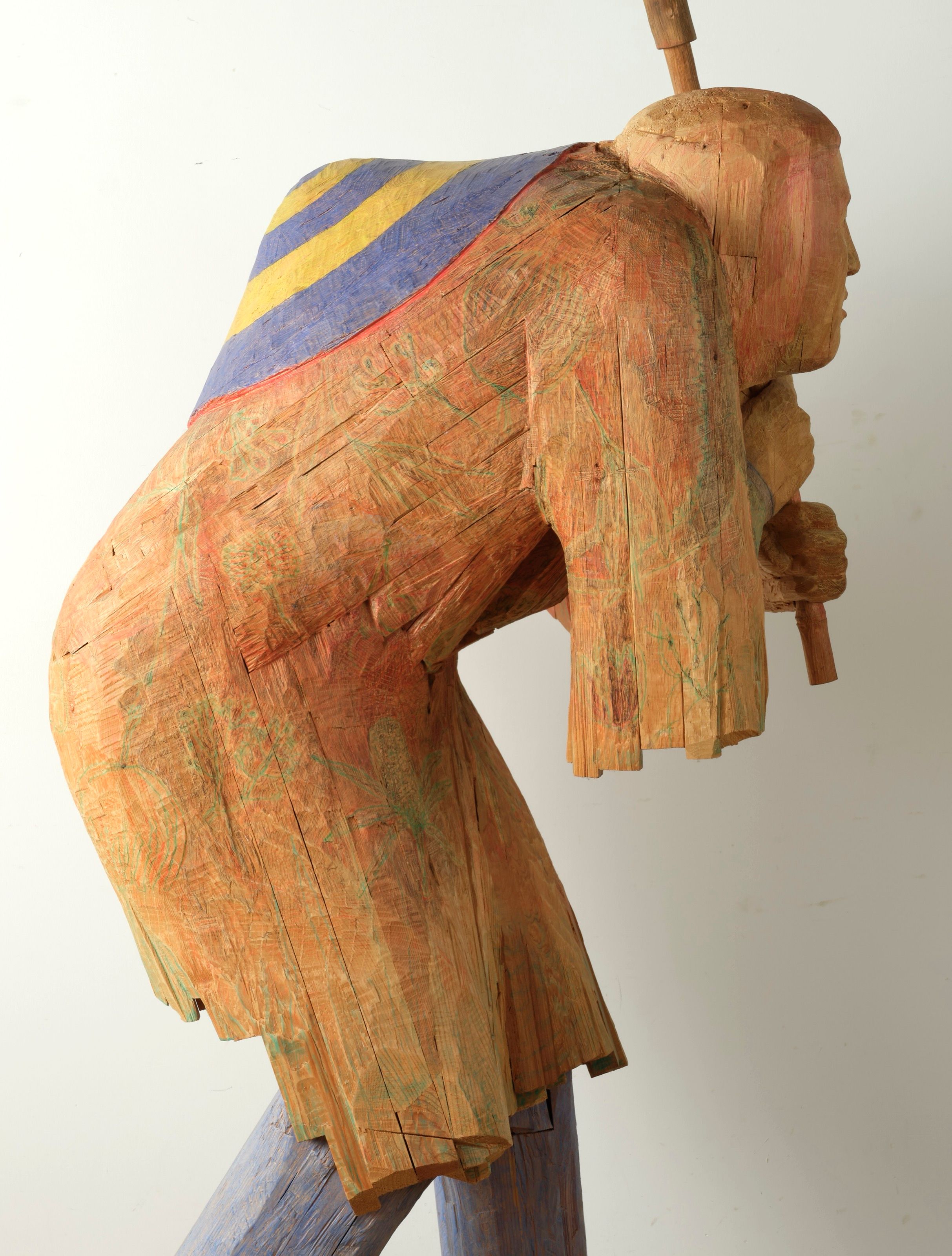 Profile view of the Bob sculpture.
