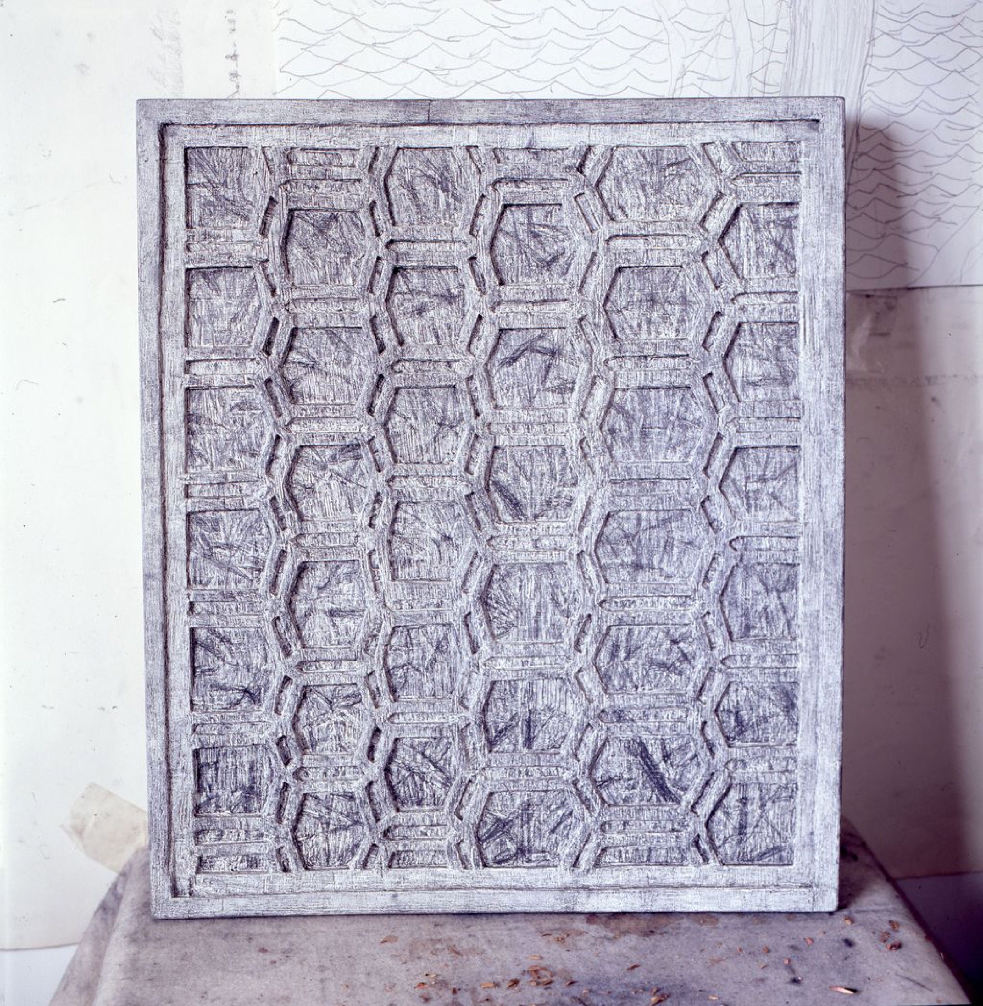 Overall view of the Chain sculpture.