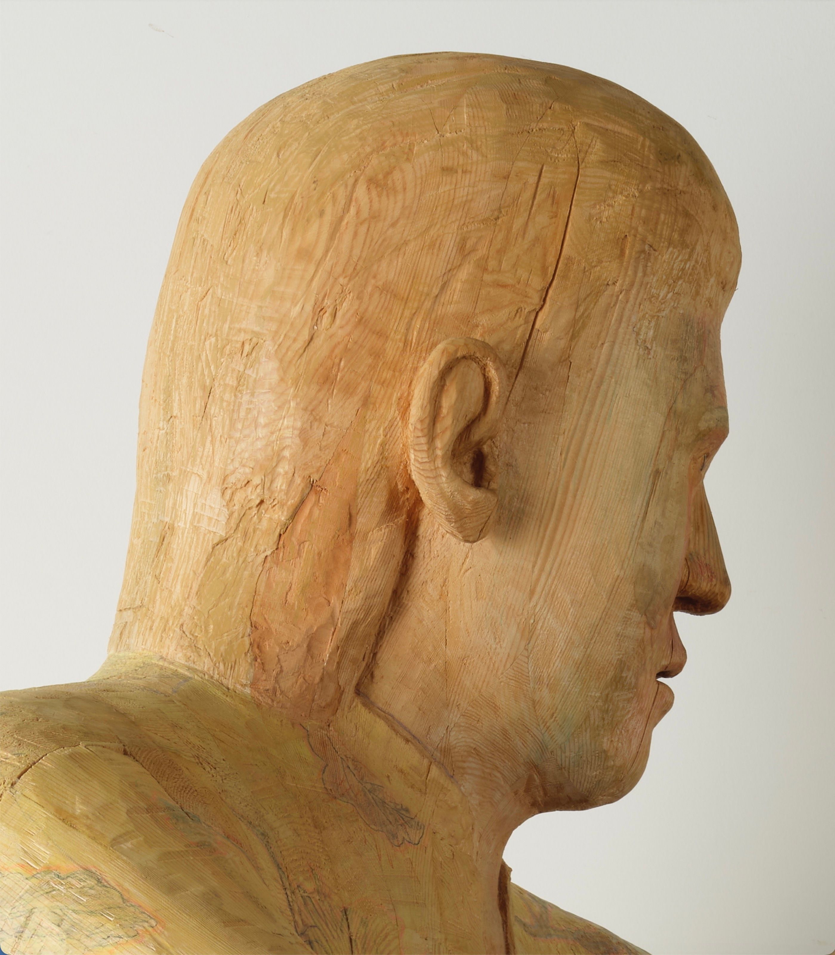 Detail of the head on the Garry sculpture.