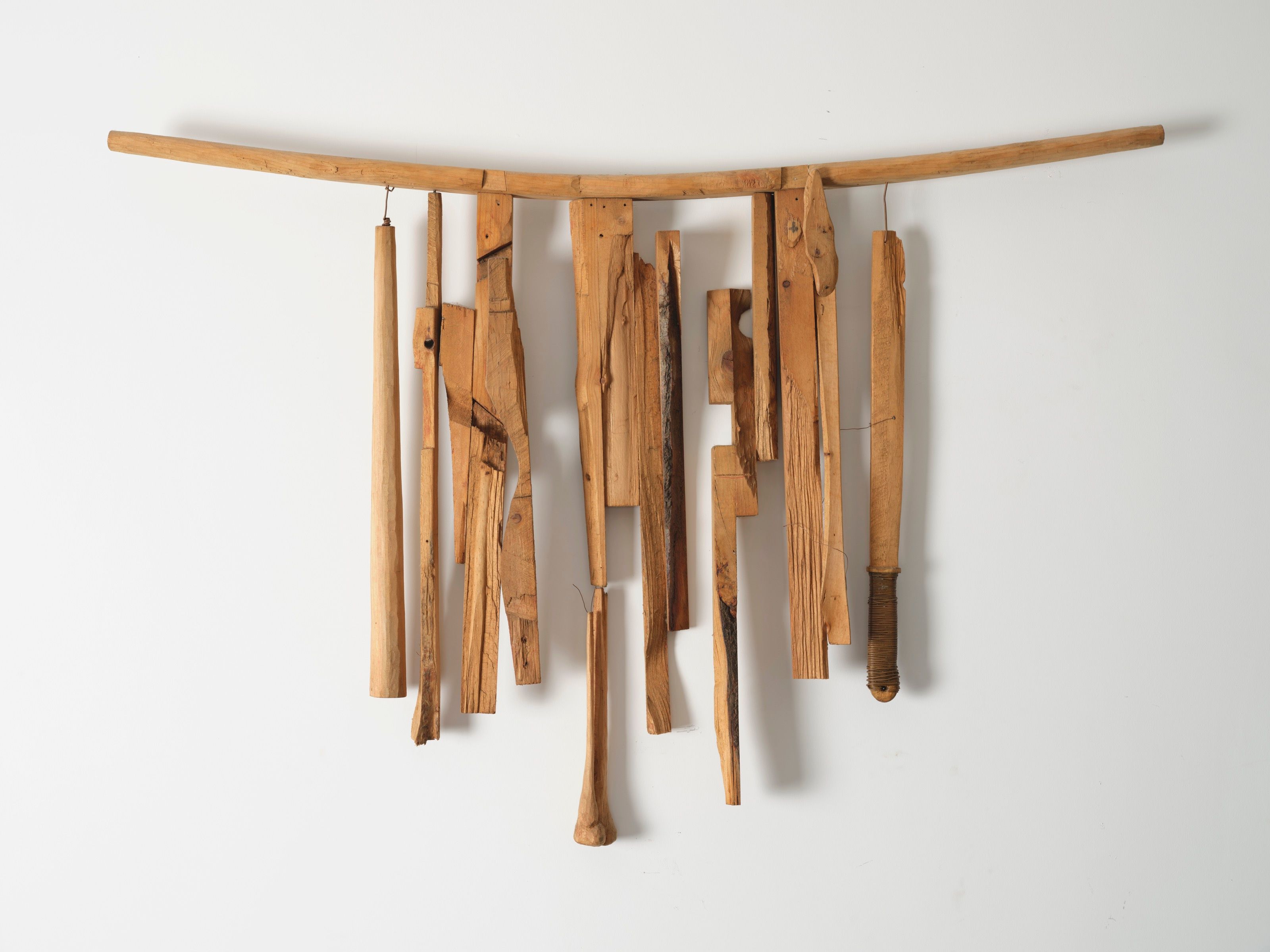 Overall view of the Hanging sculpture.